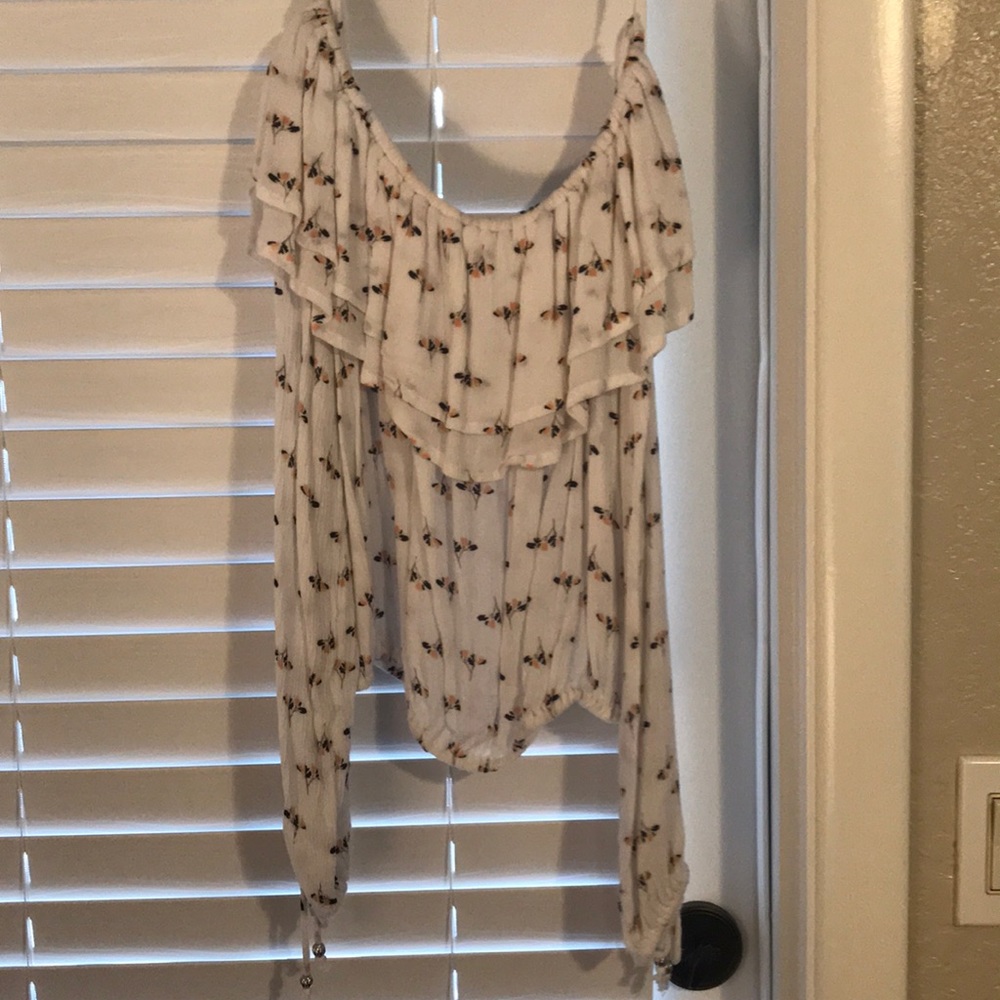 Crop top, off the shoulder, long sleeve top.